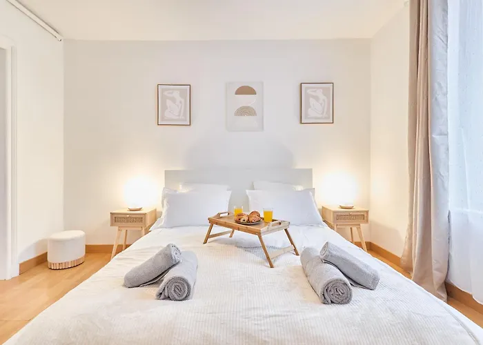Le Cocon, Centre-Ville, Calme, 4 Personnes, Proche Commerces